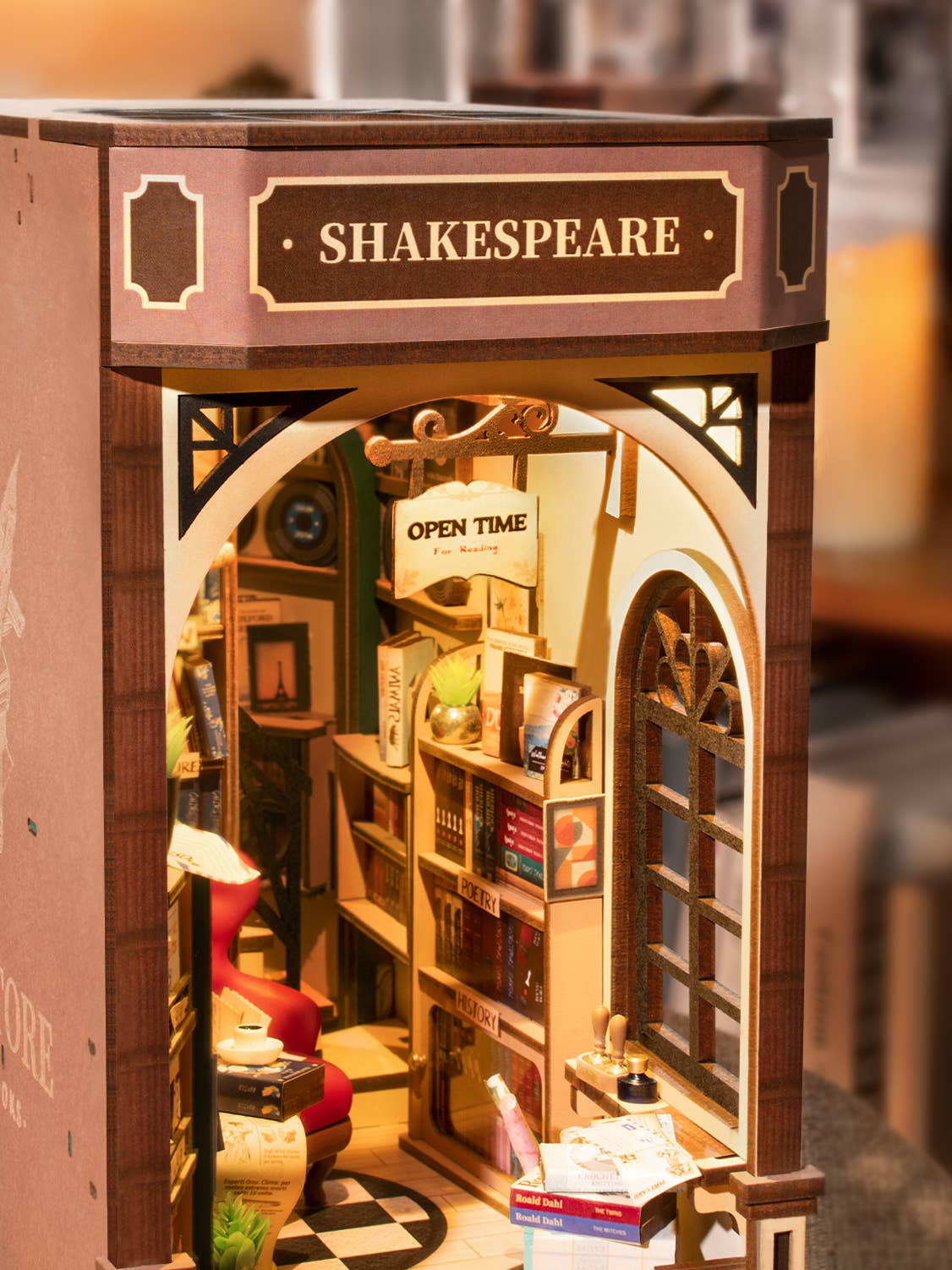 DIY Miniature House Book Nook Kit: Bookstore